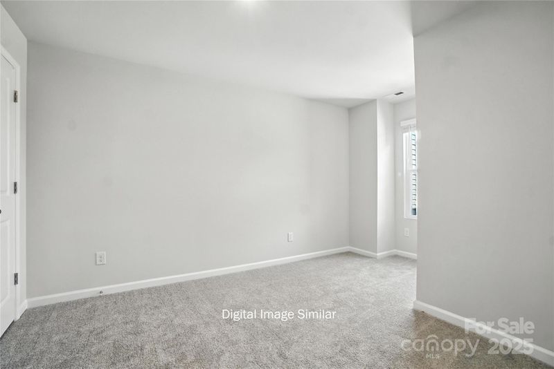 1104 Vibrant Rd, Charlotte, NC 28215