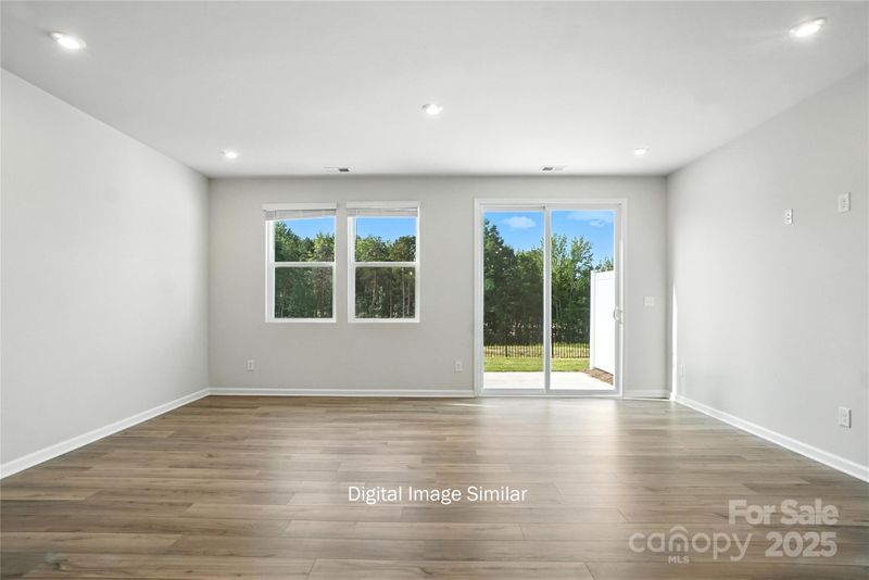 1104 Vibrant Rd, Charlotte, NC 28215