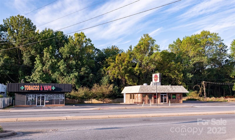 2934 - 2938 Shamrock Dr, Charlotte, NC 28205