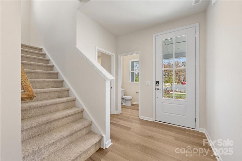 8237 Franklin Trail St, Mint Hill, NC 28227
