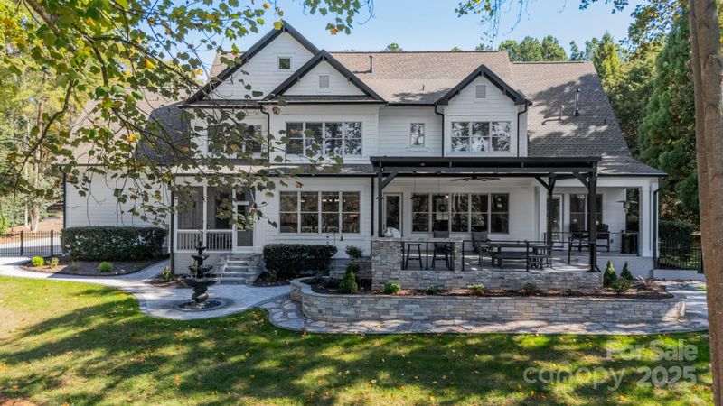 1946 Brawley School Rd, Mooresville, NC 28117