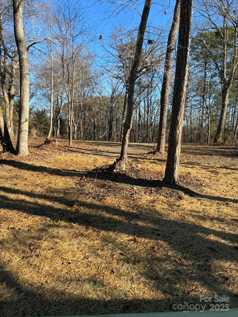 702 Mullinax Cir, Blacksburg, SC 29702