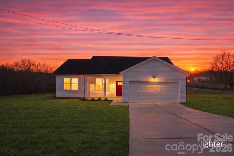 103 Willies Ln, Olin, NC 28660