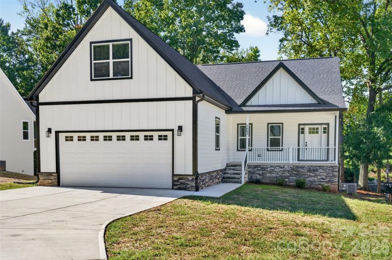 7663 Keistlers Store Rd, Sherrills Ford, NC 28673