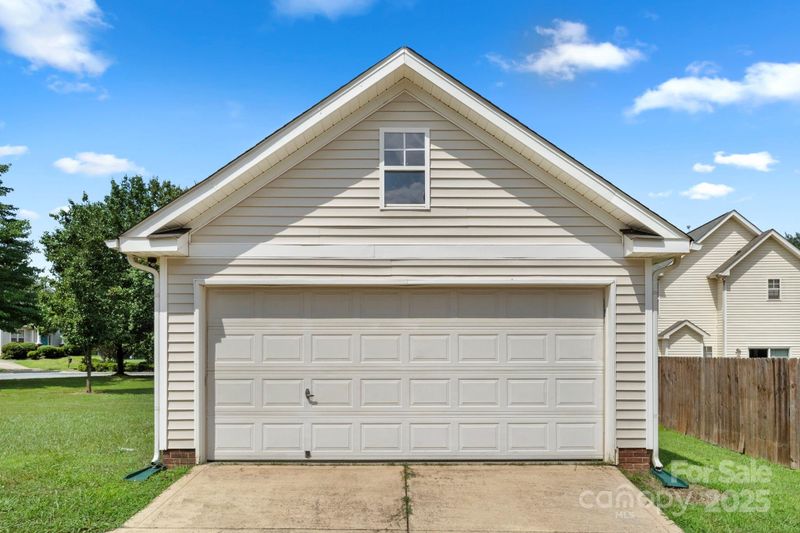 7621 Rolling Meadows Ln, Huntersville, NC 28078