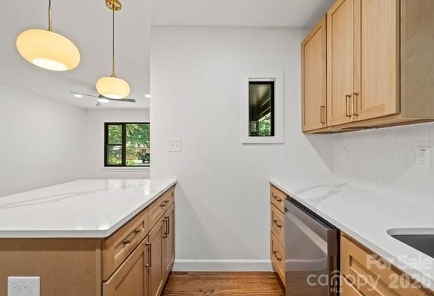 2430 Dora Dr, Charlotte, NC 28215