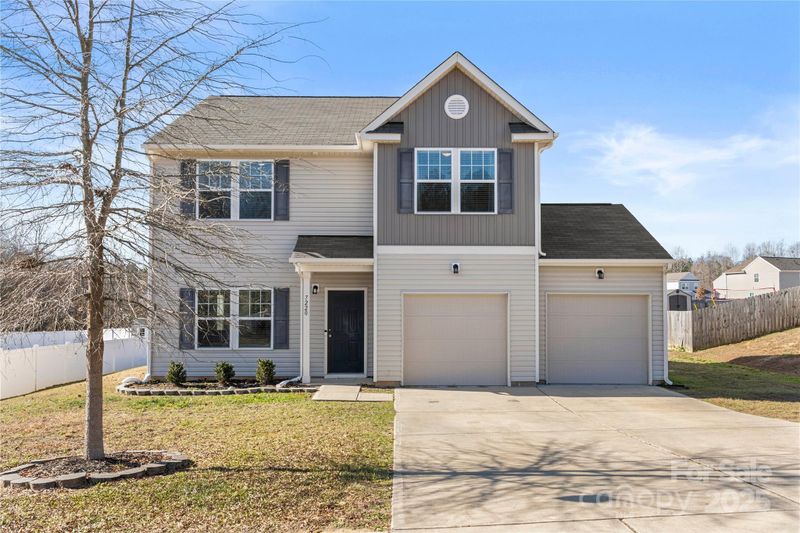 7220 Sonja Dr, Clover, SC 29710