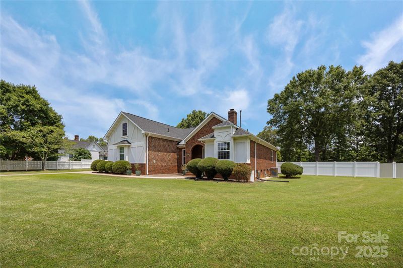 4116 Hoodridge Ln, Mint Hill, NC 28227