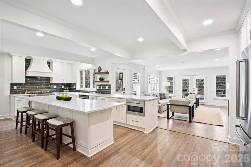 830 Jefferson Dr, Charlotte, NC 28270