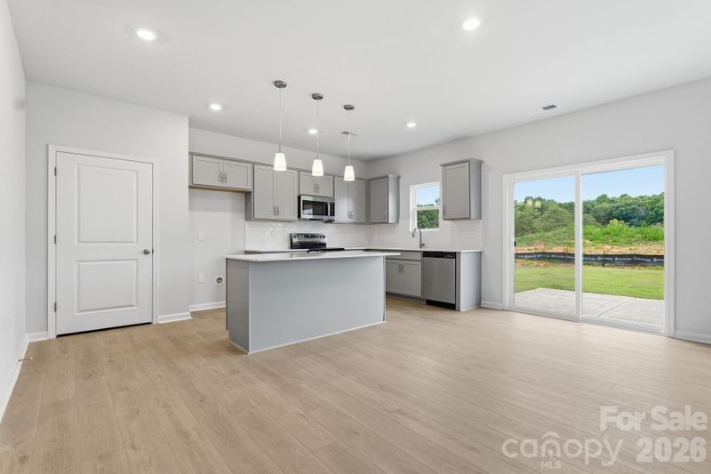 940 Leyna Ct, Newton, NC 28658