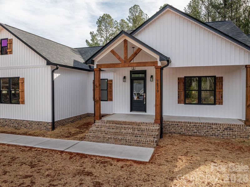 7279 Blue Jay Ln, Vale, NC 28168