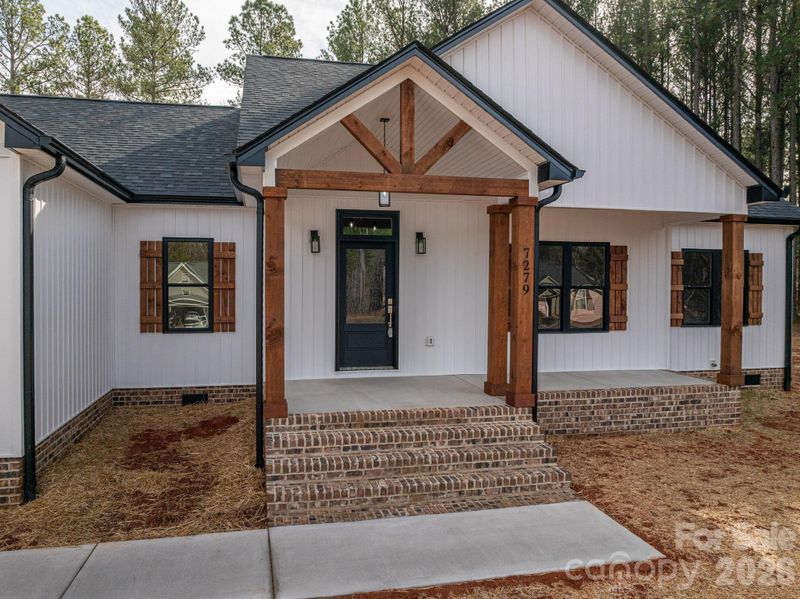 7279 Blue Jay Ln, Vale, NC 28168