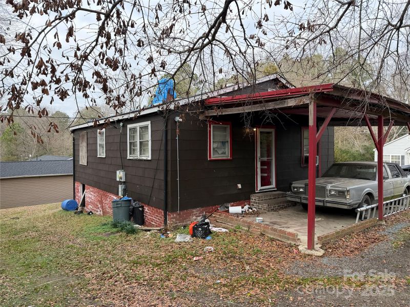 1132 Threatt St, Lancaster, SC 29720