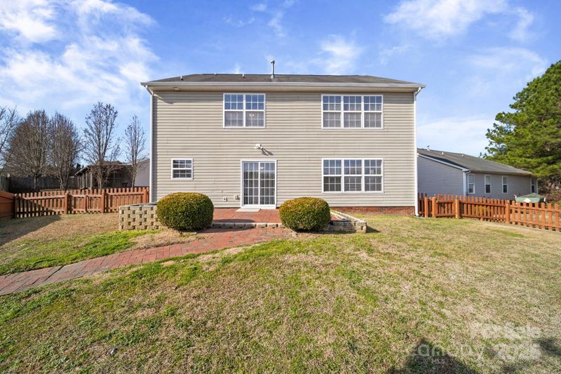 938 Back Bay Ct NE, Kannapolis, NC 28083