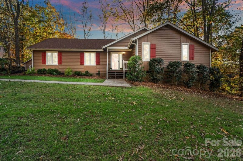 9525 Goldsmith Ln, Mint Hill, NC 28227