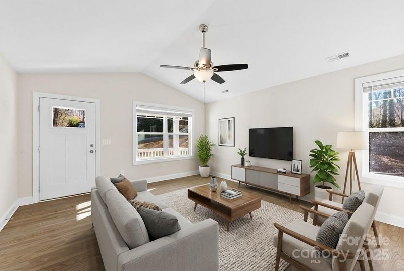 112 Springfield Rd, Statesville, NC 28625