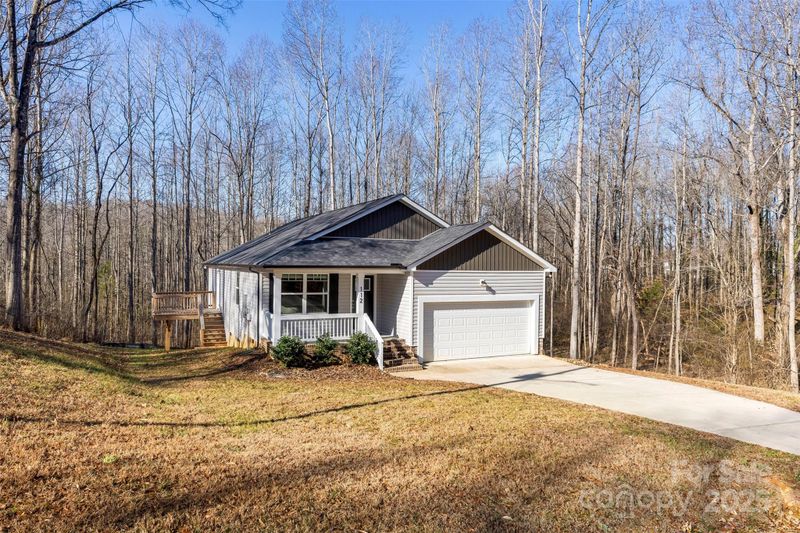 112 Springfield Rd, Statesville, NC 28625