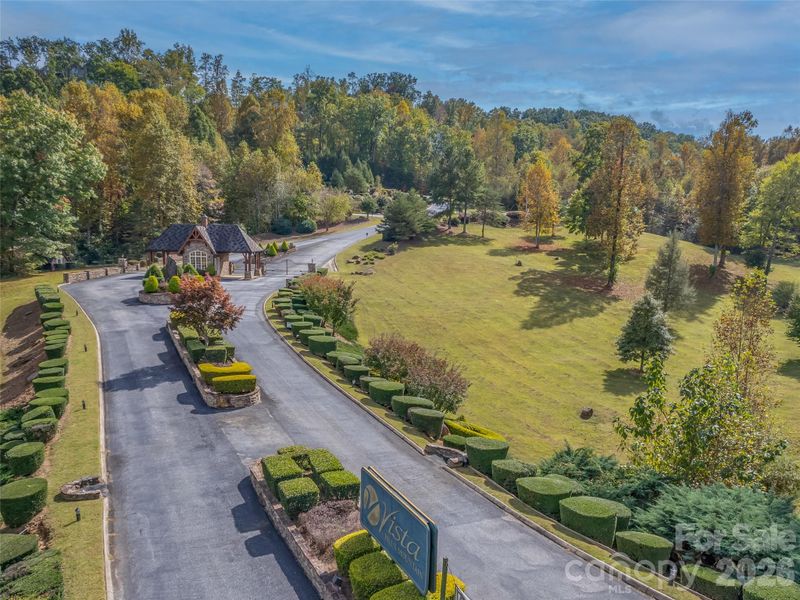 146 Red Hawk Knoll, Lake Lure, NC 28746