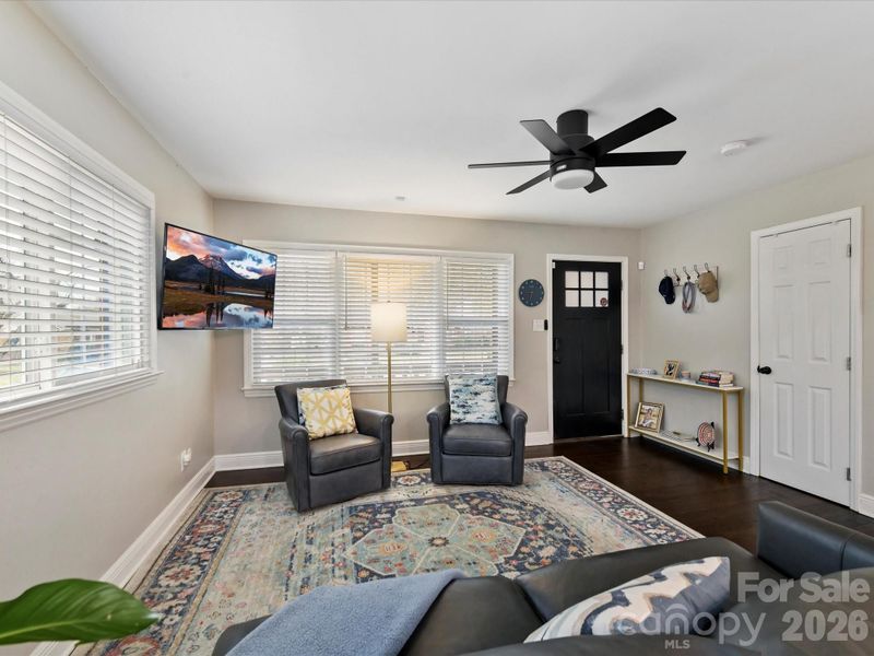 4027 Broadview Dr, Charlotte, NC 28217