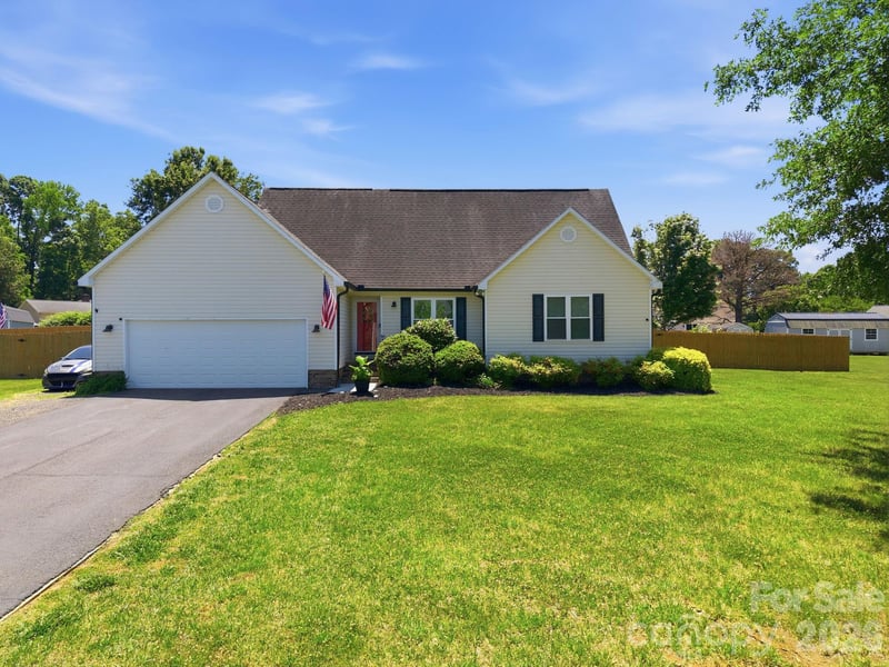 245 Castle Keep Rd, Salisbury, NC 28146