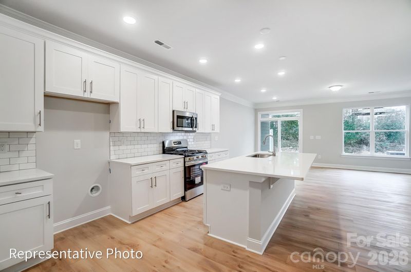 4315 Black Ct, Harrisburg, NC 28075