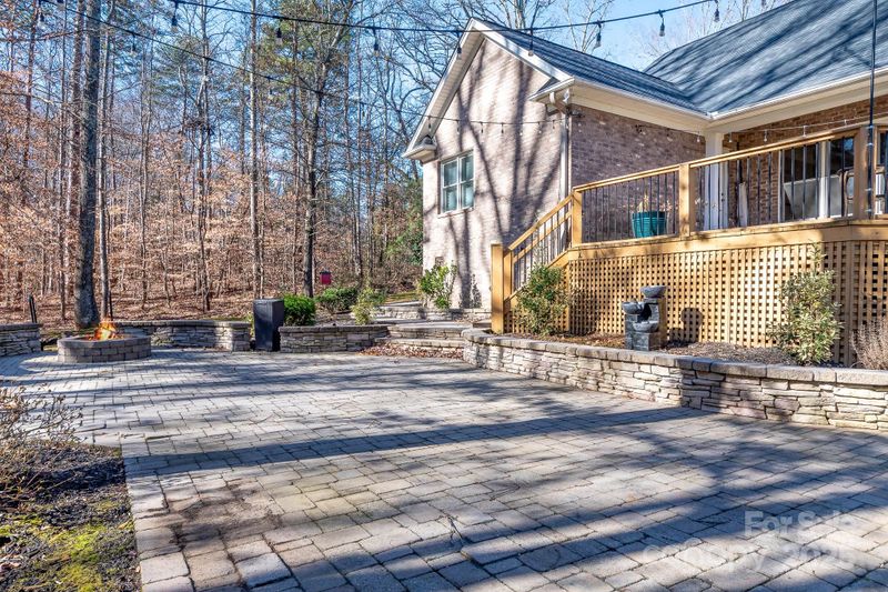2456 West Nicole Ln, Denver, NC 28037