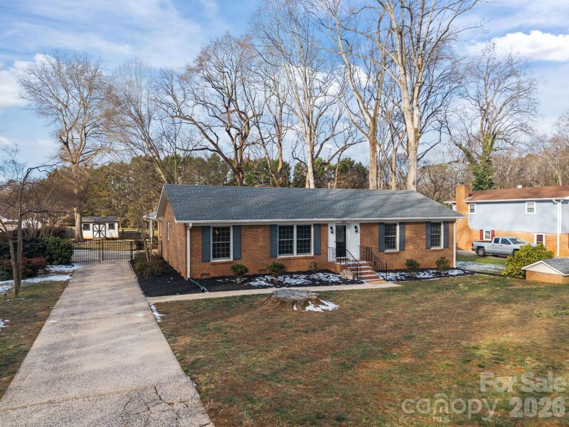 2431 Fox Hollow Rd, Mint Hill, NC 28227