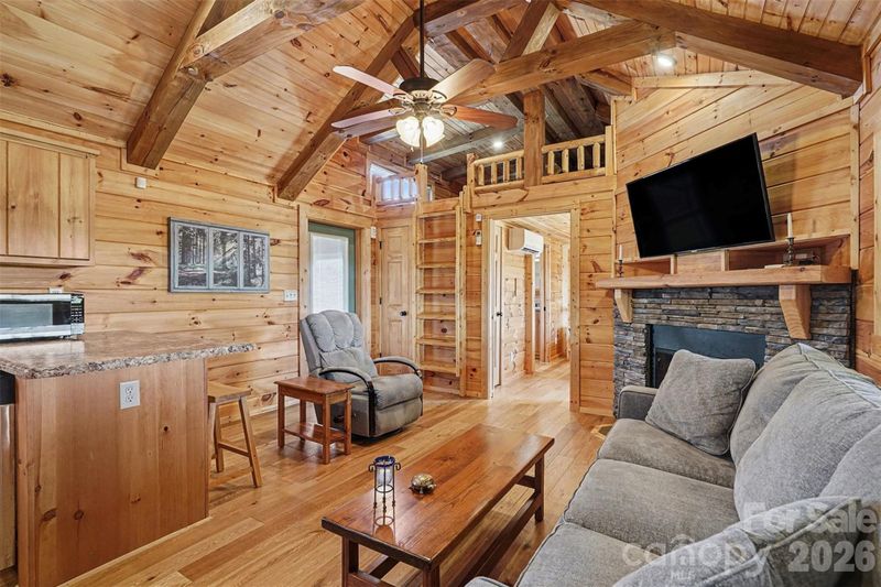 807 C E Stewart Rd, Clover, SC 29710