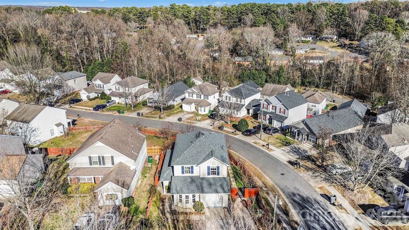 3755 Brookchase Ln, Charlotte, NC 28205