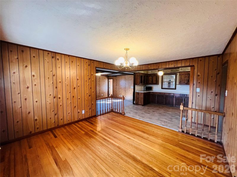 400 Stroupe St, Mount Holly, NC 28120