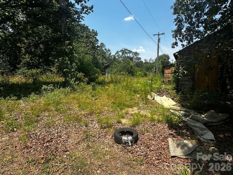 1554 Forum Ln, Iron Station, NC 28080