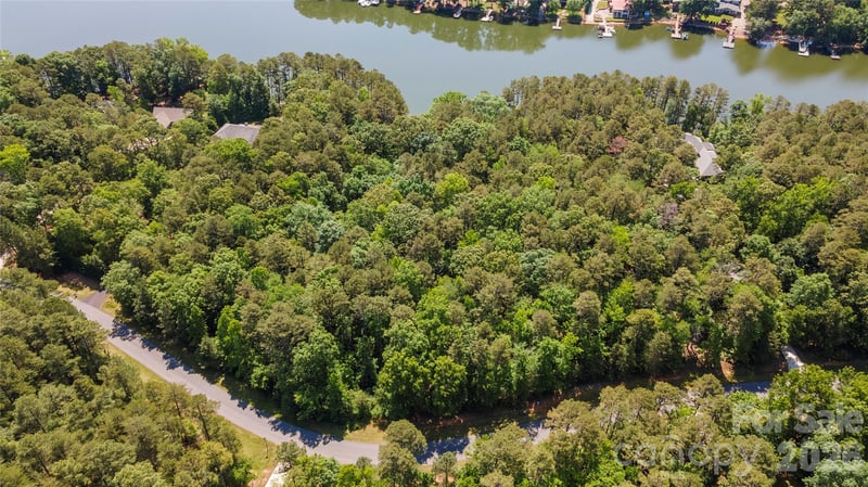 1026 Emerald Bay Dr, Salisbury, NC 28146