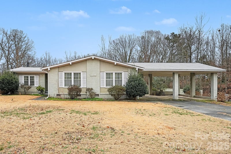 4206 Tipperary Pl, Charlotte, NC 28215