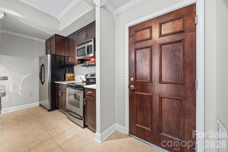 300 W 5th St #217, Charlotte, NC 28202