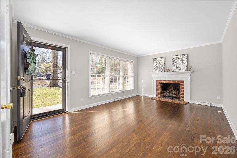 3813 Moultrie St, Charlotte, NC 28209