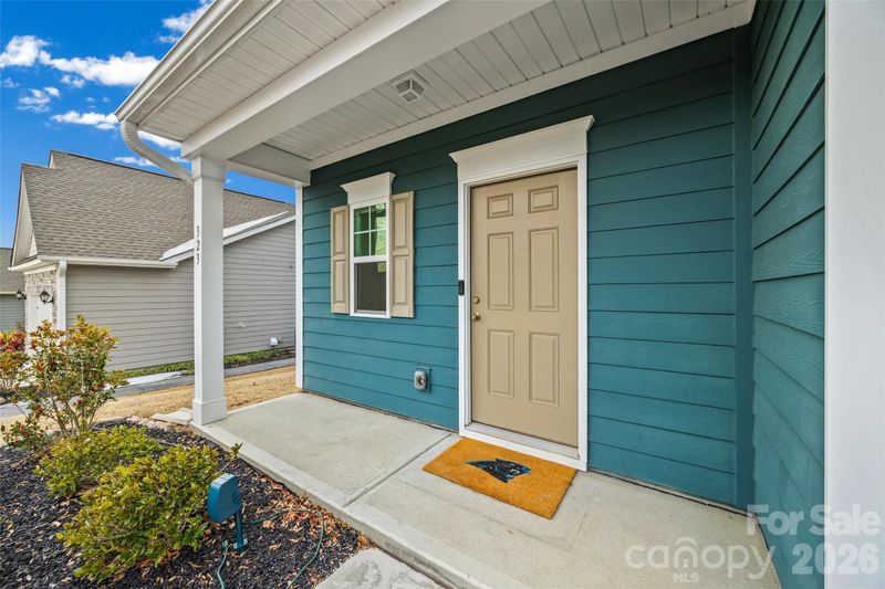 323 Crandon Rd, Mount Holly, NC 28120