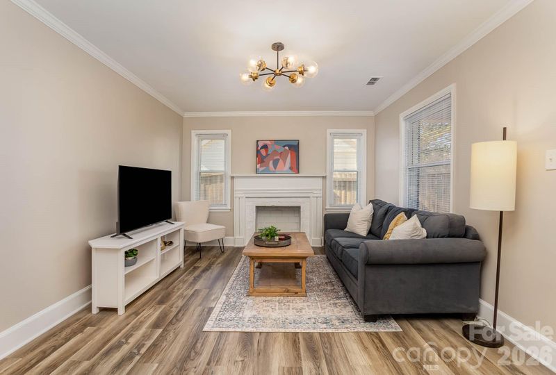 3141 Mathis Dr, Charlotte, NC 28208