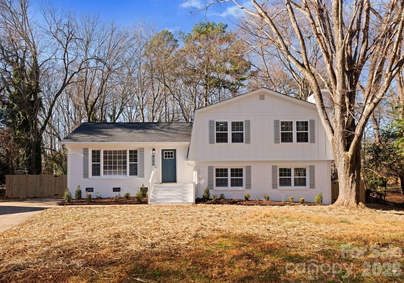 8106 Sidras Ct, Charlotte, NC 28270