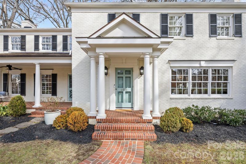 2521 Hampton Ave, Charlotte, NC 28207