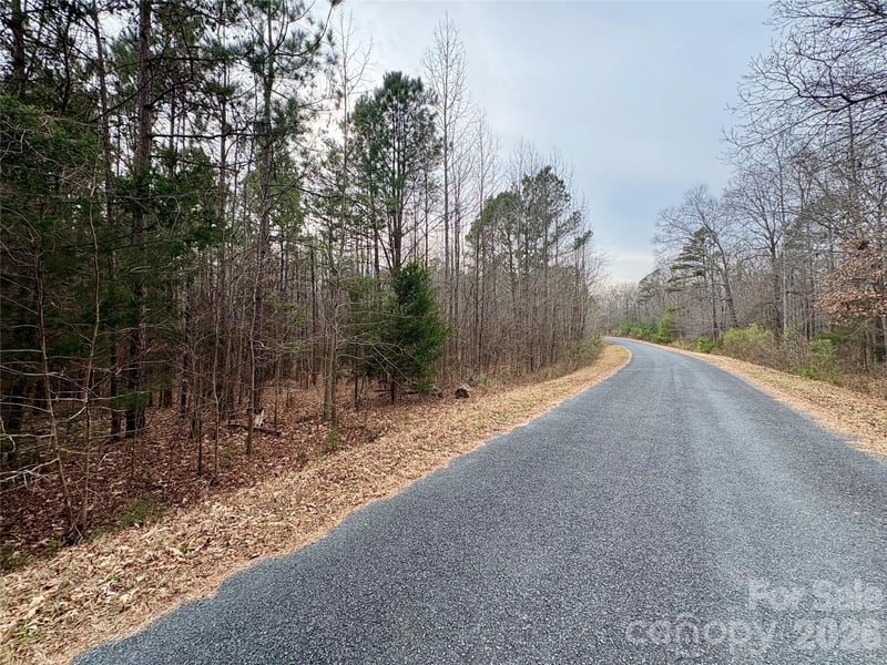 2734 L J Whitley Rd, Monroe, NC 28112