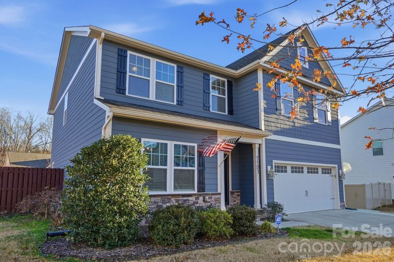 1103 Clover Ln, Matthews, NC 28104