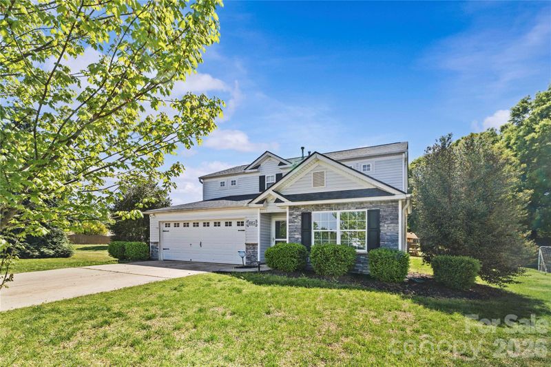 8854 Laurel Run Dr, Charlotte, NC 28269