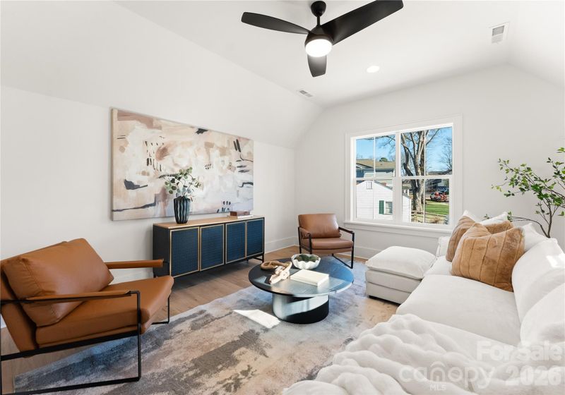 2005 South St, Charlotte, NC 28208
