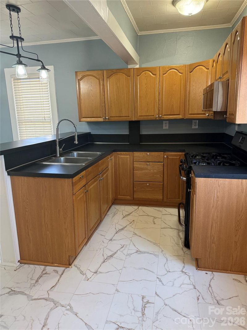 299 Thirteenth St, Cramerton, NC 28032