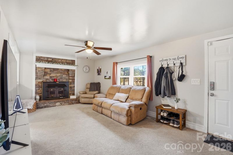 211 Ratchford Farm Rd, Gastonia, NC 28056