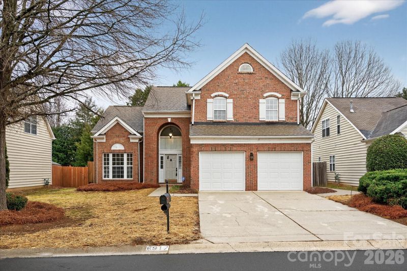 6917 Lenhart Dr, Charlotte, NC 28226