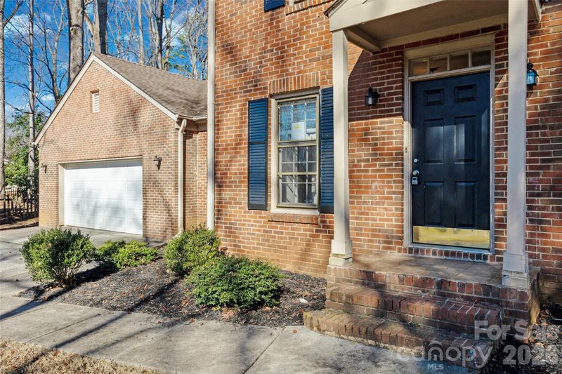 812 Duffy Ct, Matthews, NC 28105
