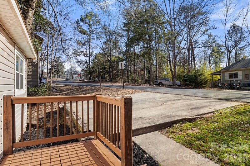 27077 Catamaran Dr, Tega Cay, SC 29708