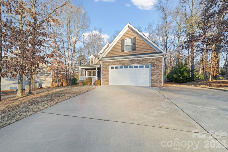 4203 Flint Dr, Lancaster, SC 29720