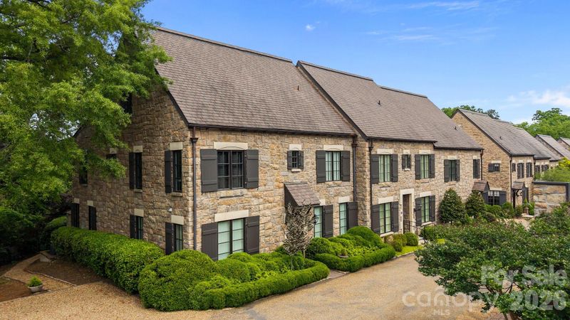 1550 High St, Charlotte, NC 28211